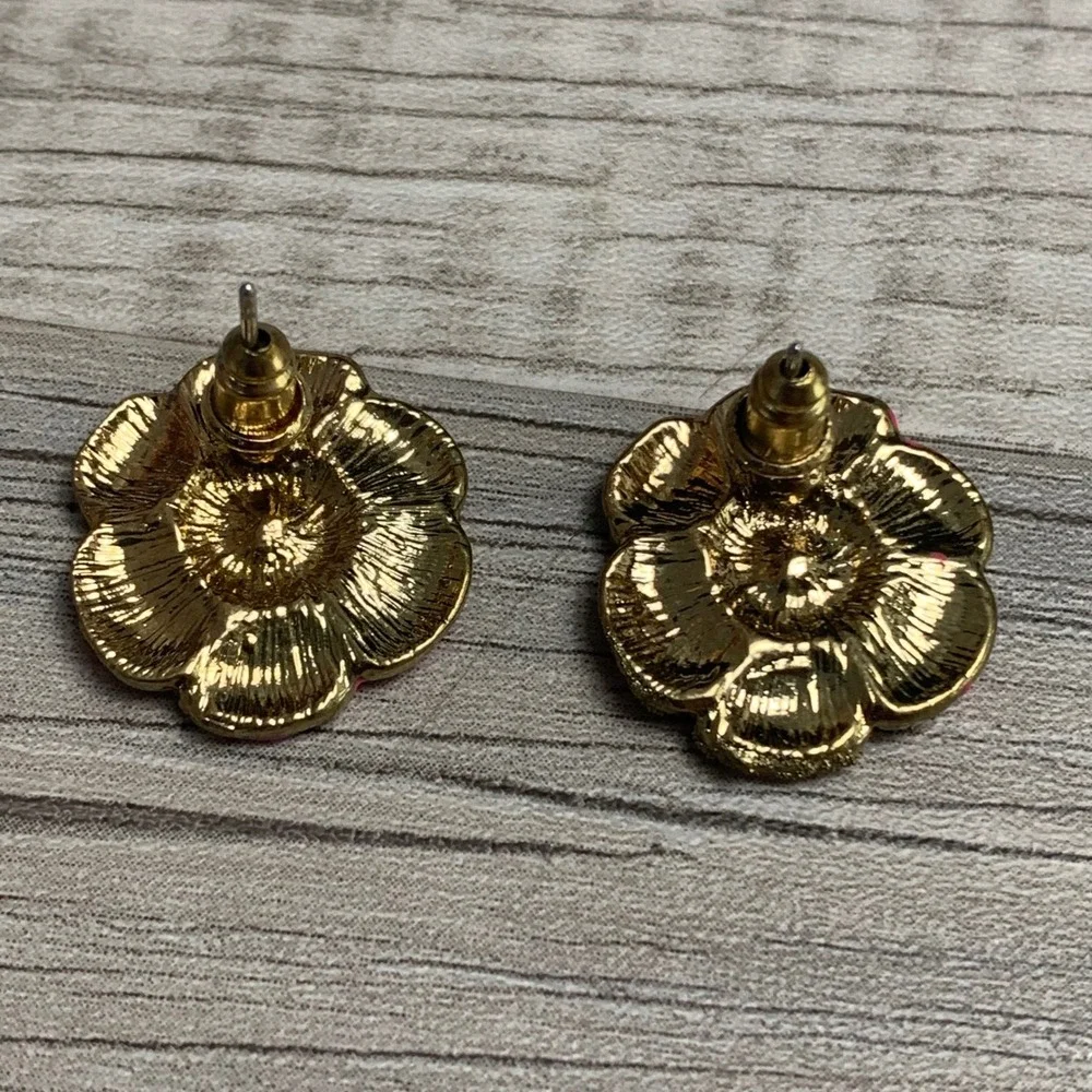 Pink Enamel Flower Stud Earrings Gold Tone Rhinestone Floral Poppy 3798